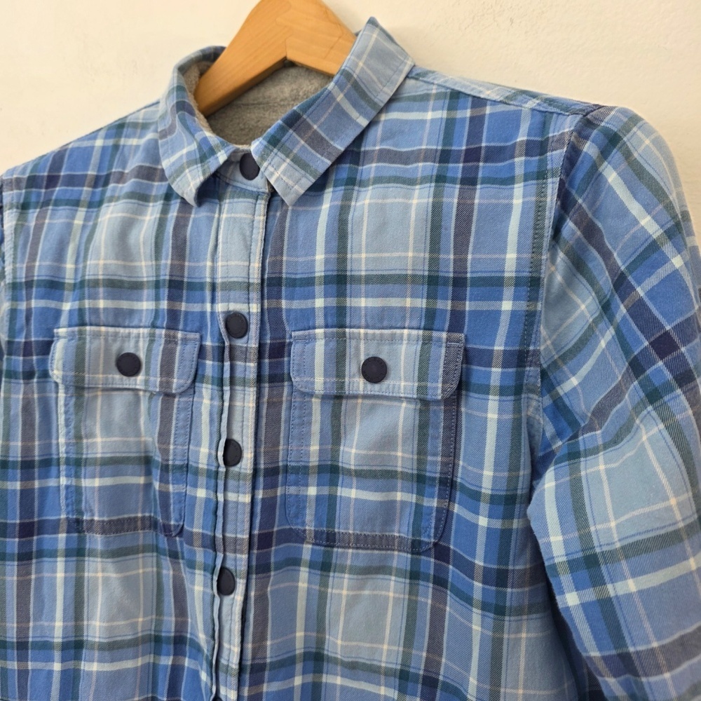 LL Bean Women's Fleece-Lined Snap-Front Plaid Flannel Shirt - XS - Picture 2 of 6